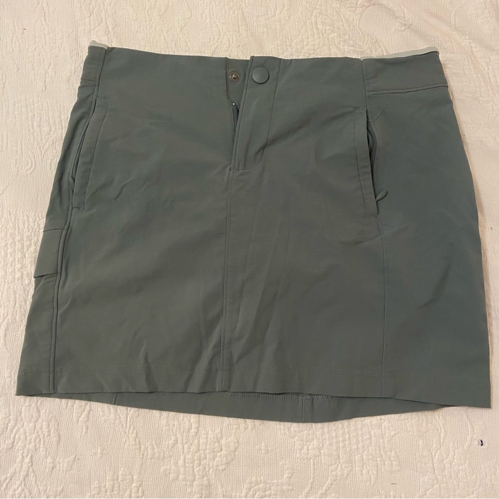 Columbia Omni-Shield Skirt in Green